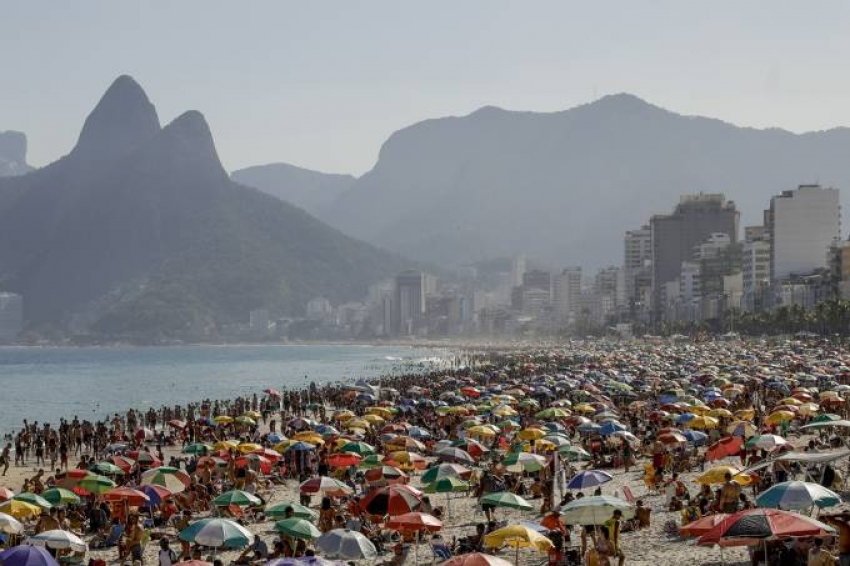 Euforia predoz, con R&iacute;o de Janeiro con 40&ordm;C e incluso con el aumento de casos, la opci&oacute;n era disfrutar de la playa.