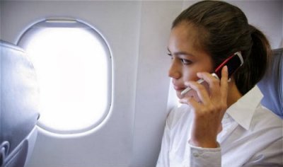 Prohibido los teléfonos celulares a bordo en vuelos a USA