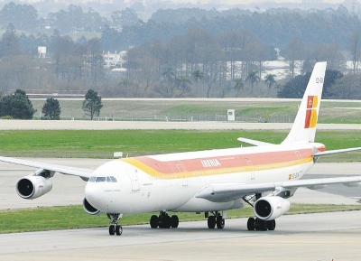 Iberia disminuye frecuencias y la conectividad sufre un nuevo golpe
