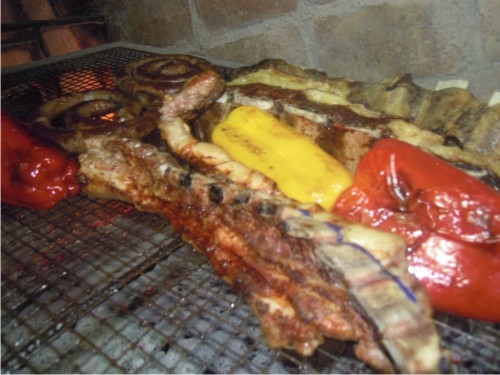 Basta: a no empeñarse en arruinar la unión de tradición y verano