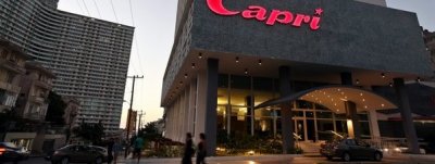 Cuba reabre el hotel Capri con 'onda retro' de La Habana de los a&ntilde;os 50