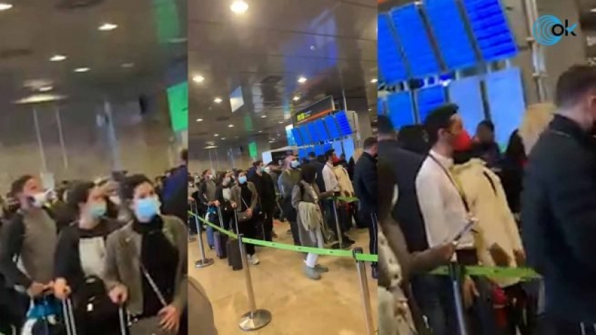 Barajas registra grandes aglomeraciones sin que S&aacute;nchez haya tomado medidas de refuerzo por &oacute;micron