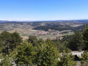 Muela de San Juan: un mirador sobre el segundo pueblo m&aacute;s alto de Espa&ntilde;a