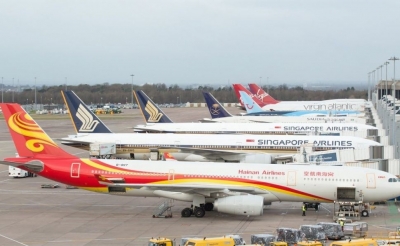 Aviones en la terminal de Manchester, el aeropuerto que m&aacute;s ha crecido en Europa en el 2017.