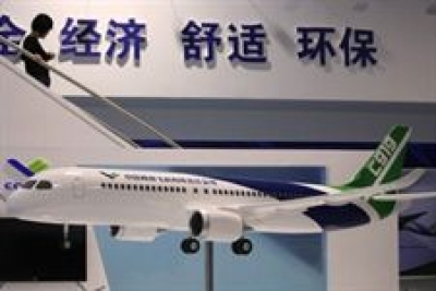 Aviones ’jumbo’  chinos se probarán en Shanghái Pudong