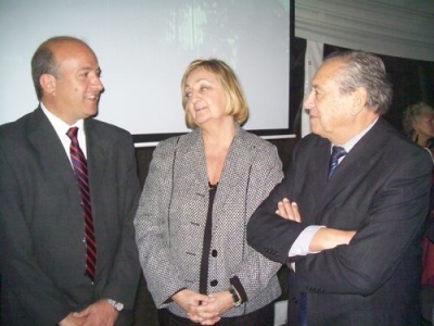 Intendente de Salto, Germ&aacute;n coutinho; Subsecretaria Liliam Kechichian e Intendente de Paysand&uacute;, Bertil Bemtos