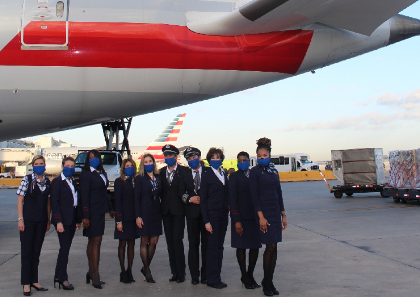 American Airlines realiz&oacute; vuelo tripulado y operado por mujeres, a cargo de una piloto latina