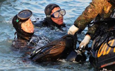 Recuperan decenas de cuerpos a una semana de naufragio de Sewol
