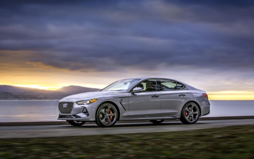 Génesis G70 RWD 2.0T Sport M/T 2020