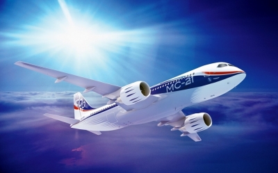 Rusia presenta el avi&oacute;n que rompe el duopolio de Boeing y Airbus