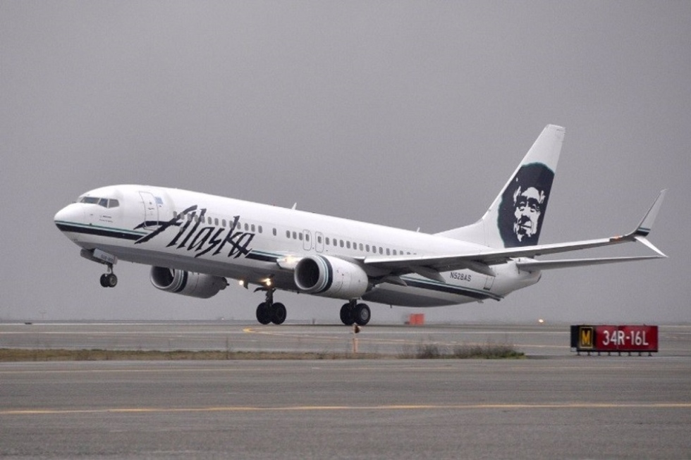 Alaska Airlines compra Hawaiian Airlines y se convierte en la quinta aerolínea de EEUU