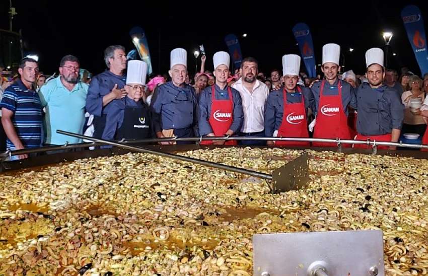 Votemos para que la Paella Gigante de Piriápolis compita en el mundial de Valencia, España