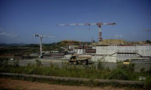 Administrador del Canal de Panam&aacute; anuncia "principio de acuerdo" con el consorcio