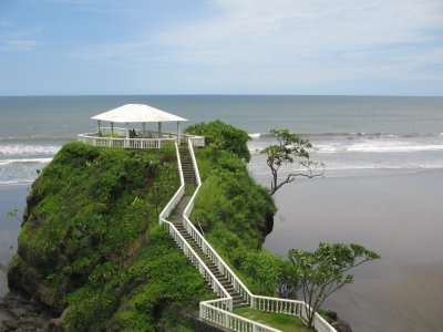 Turismo se posiciona como segundo sector m&aacute;s importante de la econom&iacute;a salvadore&ntilde;a