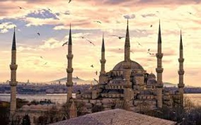 Turqu&iacute;a amenaza a Canarias con paquetes de cinco d&iacute;as por 208 euros 