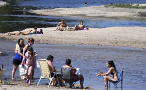 Los casos de CoVid bajaron en los principales destinos tur&iacute;sticos de Argentina