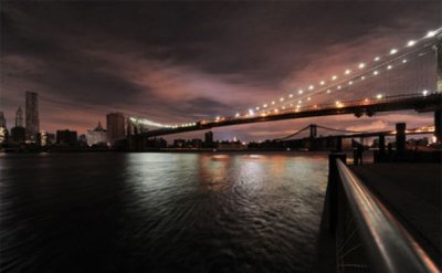 La tormenta Arturo afecta el puente de Brooklyn
