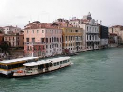 Venecia se ve mejor desde el vaporetto
