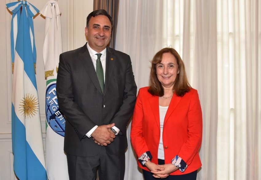 Gustavo Hani  y  Graciela Fresno.