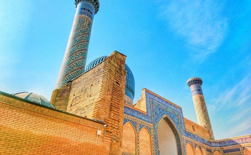 Uzbekist&aacute;n blinda con &euro; 2.600 a cada turista que visite el pa&iacute;s