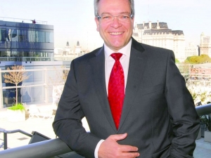 Stefan Lauer