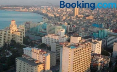 Booking entr&oacute; en Cuba
