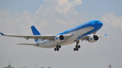 Aerol&iacute;neas Argentinas rematar&aacute; oficinas y un terreno para pedirle menos plata al Gobierno
