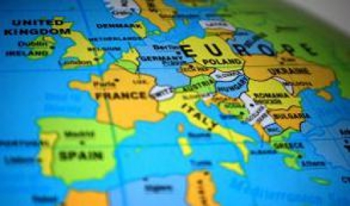 Por qu&eacute; la UE se pelea con todo el mundo por los humos de los aviones