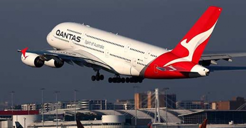Qantas no volar&aacute; a EE.UU. ni Reino Unido sin vacuna