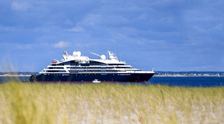 Crucero Le Jacques Cartier desembarca pasajeros con Covid-19 en Marsella
