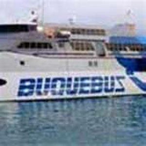 El voto Buquebus otorga patente de corso