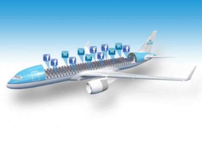 KLM ampl&iacute;a la posibilidad de buscar en Facebook al compa&ntilde;ero de asiento