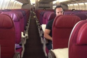 Tras tragedias aereas se inicia rescate de Malaysia Airlines