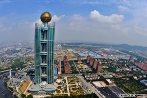 El pueblo &lsquo;m&aacute;s rico&rsquo; de China lleva el turismo a los cielos