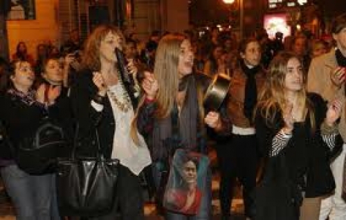 Nadie cacerolea por Uruguay