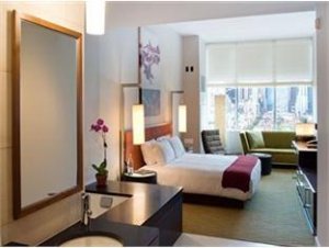 Radisson Montevideo Victoria Plaza incorpor&oacute; moderno sistema de aperturas de puertas