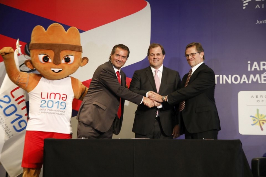 Neven Ilic (Panam Sport), Manuel van Oordt (LATAM) y Carlos Neuhaus Tudela (Lima 2019).
