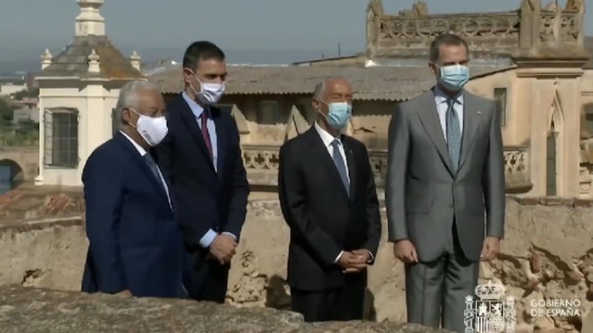 Presidente de Portugal, Marcelo Rebelo de Sousa; Presidente de Espa&ntilde;a, Pedro S&aacute;nchez; Primer Ministro de Portugal, Antonio Costa; Su Majestad el rey Felipe VI.