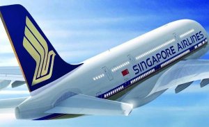 Singapore Airlines reduce los recargos por combustible