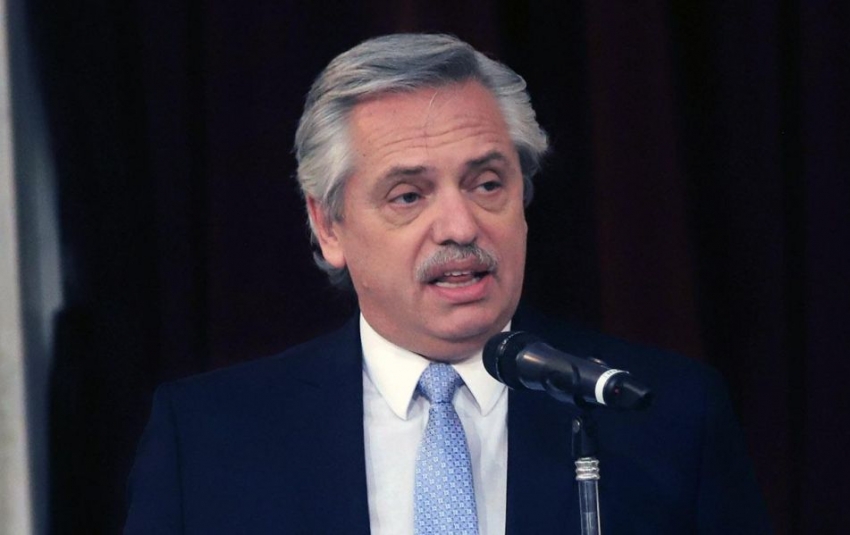 Argentina declara emergencia sanitaria por un a&ntilde;o y suspende vuelos a zonas afectadas