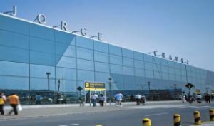 Ciudadanos de pa&iacute;ses de CAN tendr&aacute;n atenci&oacute;n preferente en aeropuerto de Lima 