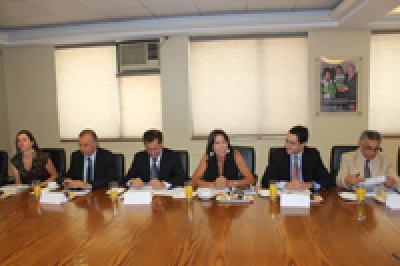 Subsecretaría de Turismo, CORFO, SERNATUR y FEDETUR se unen para impulsar la sustentabilidad en el turismo chileno