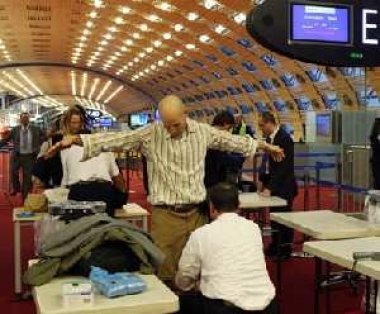 Seguridad y controles aeroportuarios