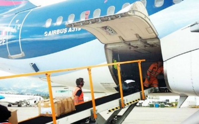 LAN Ecuador ha transportado m&aacute;s de 25 toneladas de donaciones