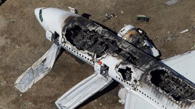  El avión siniestrado en San Francisco (AFP)