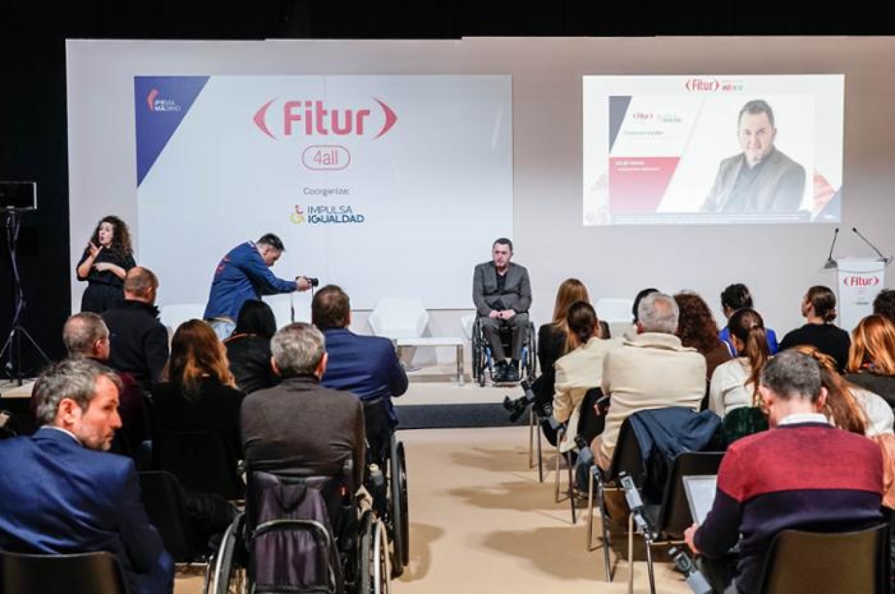 FITUR 4all destaca que Espa&ntilde;a contabiliz&oacute; en 2025 un incremento del 10% de turistas con alg&uacute;n tipo de movilidad reducida