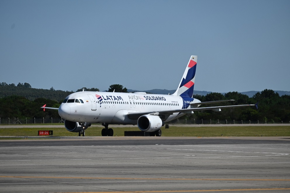 Aeropuerto de Punta del Este recibió primer vuelo de LATAM desde Santiago de Chile