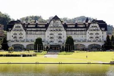 La ciudad que a&uacute;n tributa a herederos de realeza brasile&ntilde;a