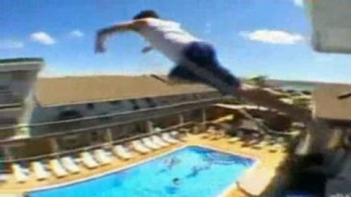 El sector turístico busca medidas para atajar el &quot;balconing&quot;