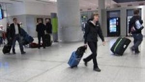Tr&aacute;fico a&eacute;reo de pasajeros en clase 'turista' aument&oacute; en marzo